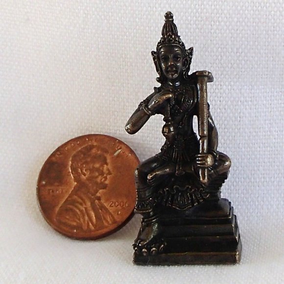 A Birds Eye View Of My Closet 🕊️ - Picture 11 of 14